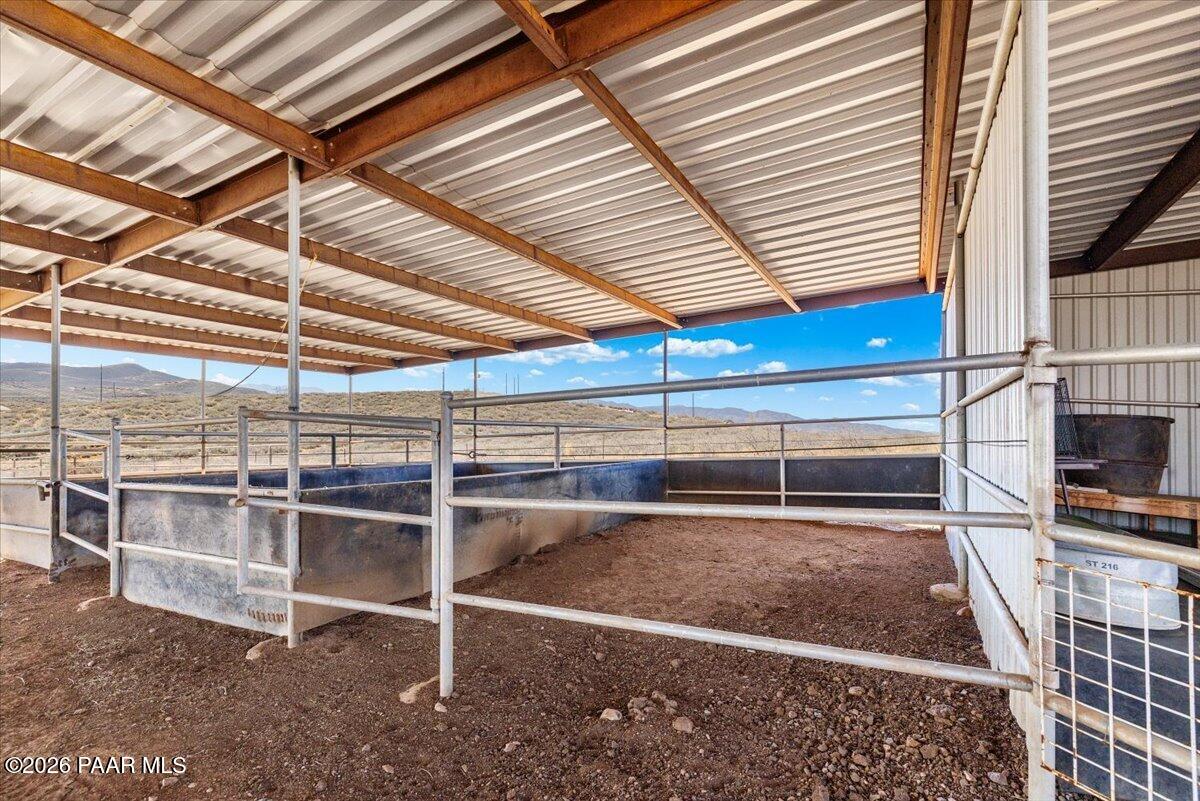 1375 North Rabbit Ridge Road Dewey, AZ 86327 - Photo 67 of 86 66-Stalls