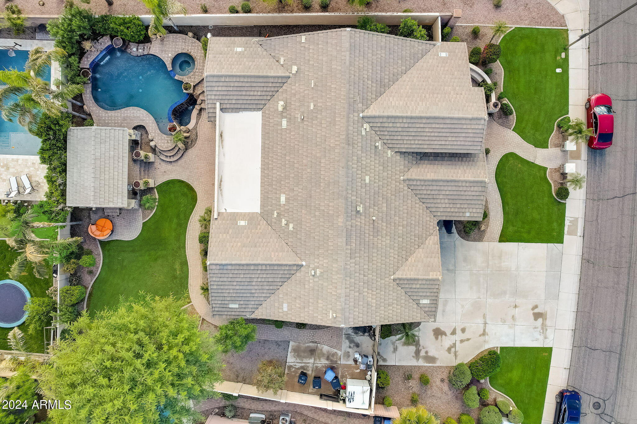 705 East Joseph Way Gilbert, AZ 85295 - Photo 3 of 24 E Joseph Ct-072