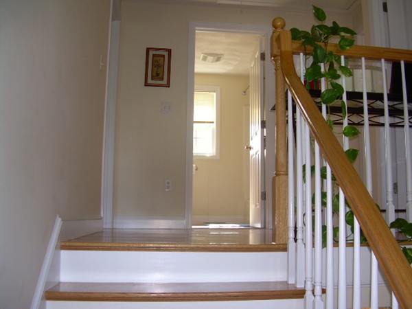 9 Arborwood Road Billerica, MA 01821 - Photo 6 of 12 Gallery Image 6