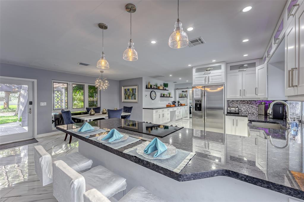 1930 Northeast 28th Court Lighthouse Point, FL 33064 - Photo 29 of 57