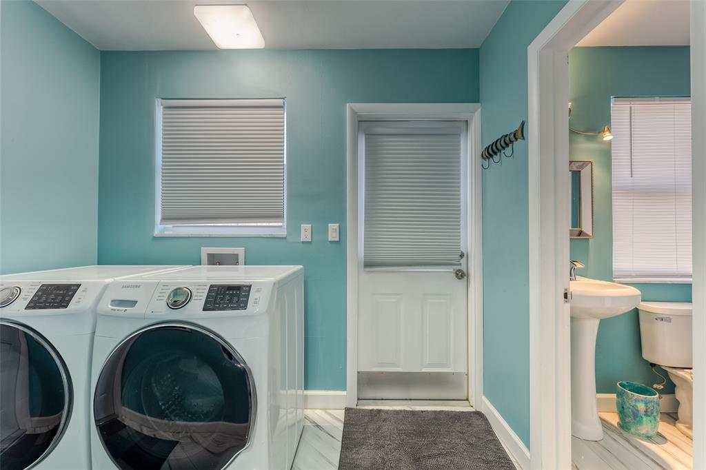 1930 Northeast 28th Court Lighthouse Point, FL 33064 - Photo 35 of 57