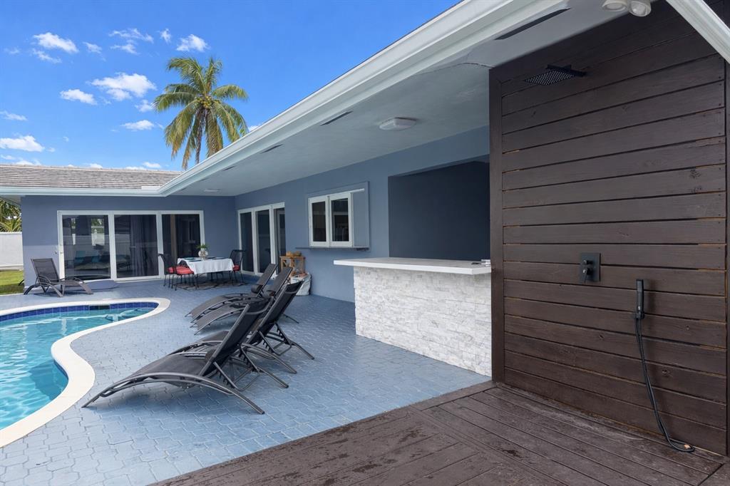 1930 Northeast 28th Court Lighthouse Point, FL 33064 - Photo 52 of 57