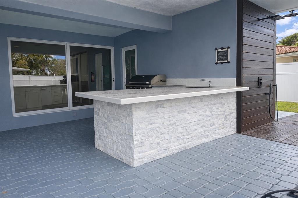 1930 Northeast 28th Court Lighthouse Point, FL 33064 - Photo 53 of 57