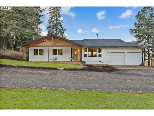 $1,032,000 | 7625 Southeast Seawood Road, Amity, OR 97101