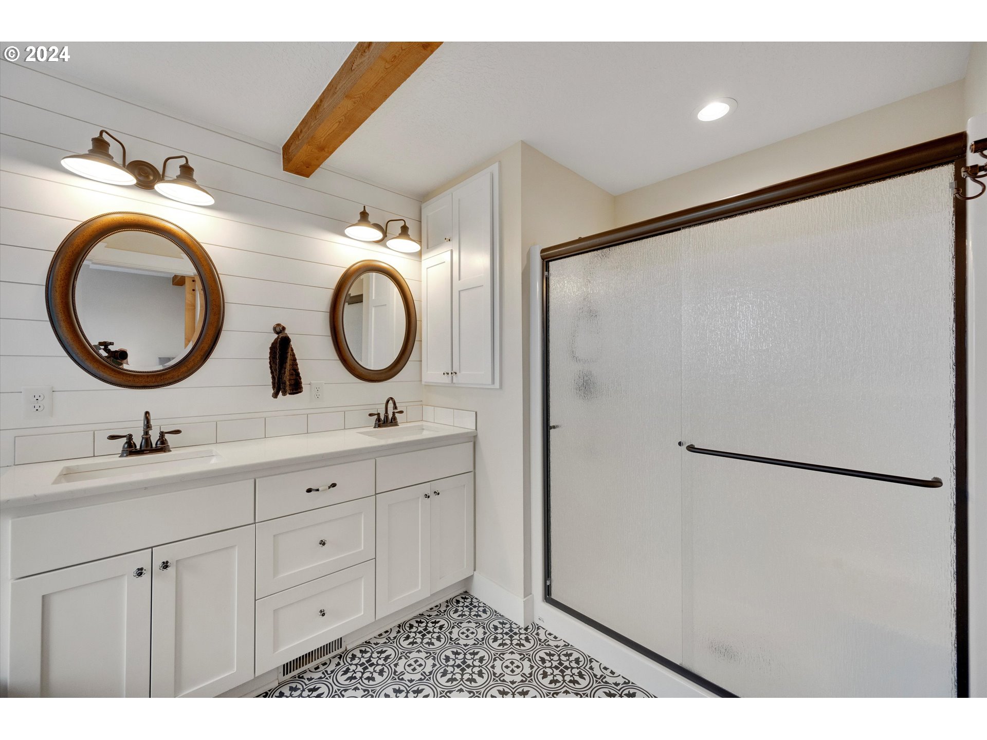 7625 Southeast Seawood Road Amity, OR 97101 - Photo 22 of 48 a bathroom with a sink and a mirror