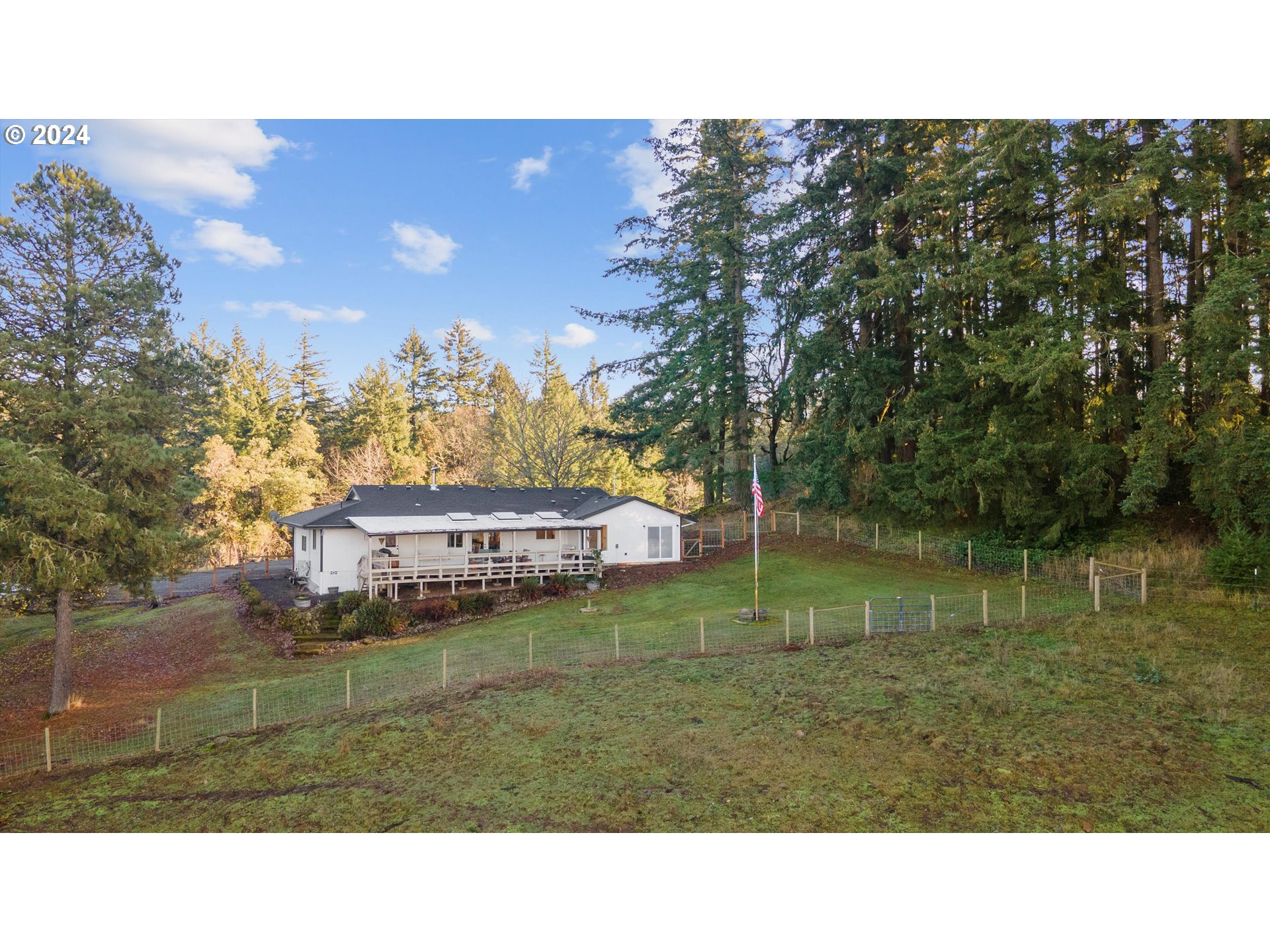 7625 Southeast Seawood Road Amity, OR 97101 - Photo 40 of 48 a black and white photo of a lake