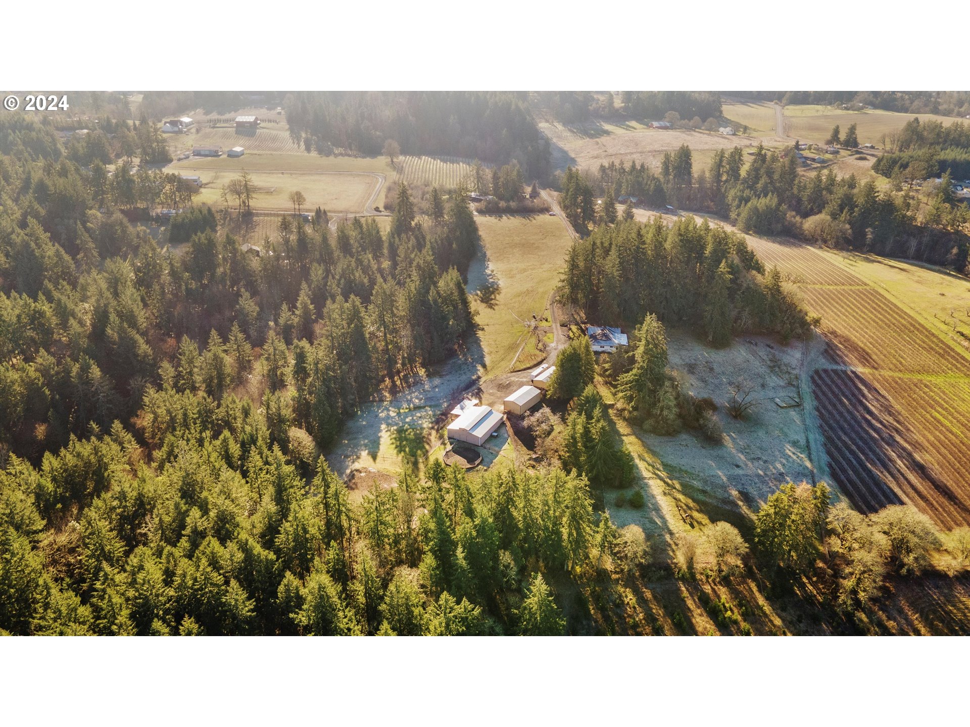 7625 Southeast Seawood Road Amity, OR 97101 - Photo 45 of 48 a black and white photo of a lake