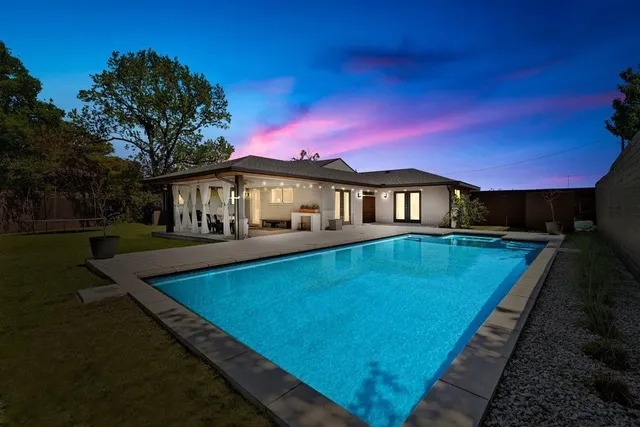 $699,000 | 505 Heyser Drive, Dallas, TX 75224