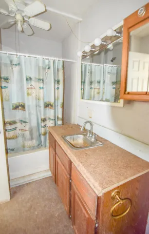 $300,000 | 1085 East Chicago Road, Quincy, MI 49082