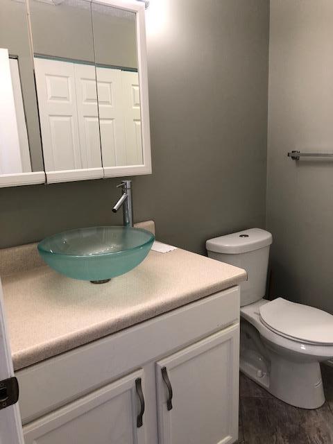 2333 Benay Road Nashville, TN 37214 - Photo 9 of 14 Both Bedrooms have access to the bathroom.