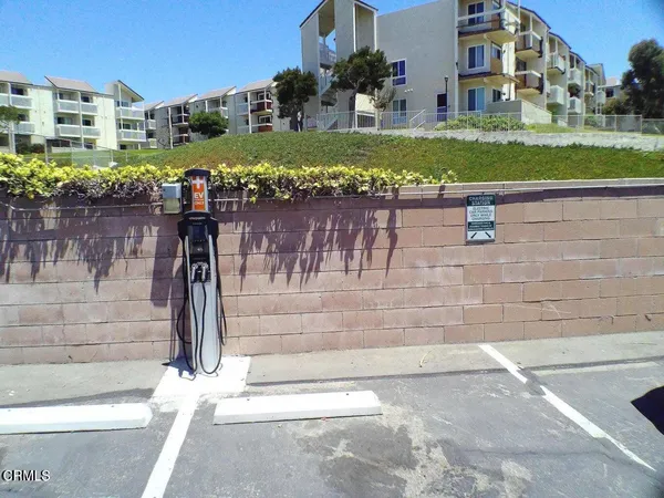 $3,200 | 222 East Surfside Drive, Port Hueneme, CA 93041