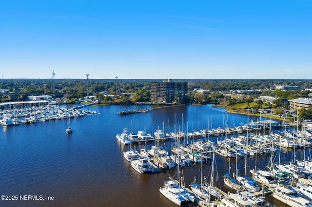 $675,000 | 4401 Lakeside Drive, Unit 1204, Jacksonville, FL 32210