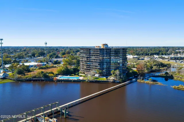 $675,000 | 4401 Lakeside Drive, Unit 1204, Jacksonville, FL 32210