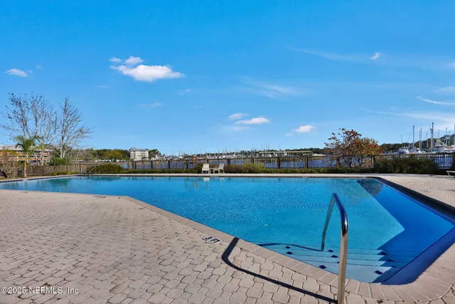 $675,000 | 4401 Lakeside Drive, Unit 1204, Jacksonville, FL 32210