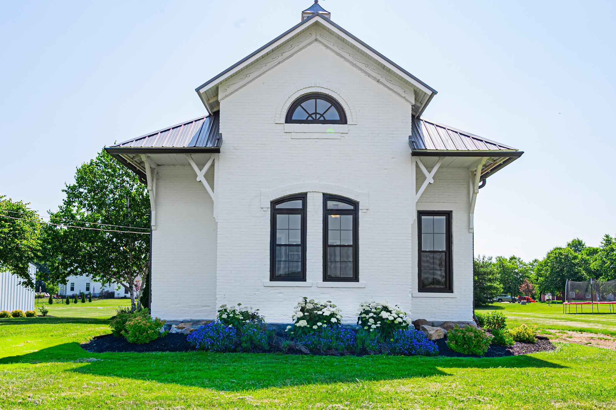 6711 Steitz Road Powell, OH 43065 - Photo 1 of 53 Welcome to 6711 Steitz Rd!