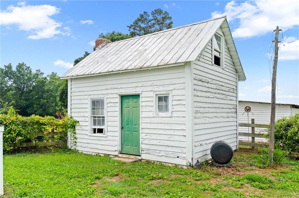 6318 Hurdle Mills Road Roxboro, NC 27574 - Photo 39 of 50