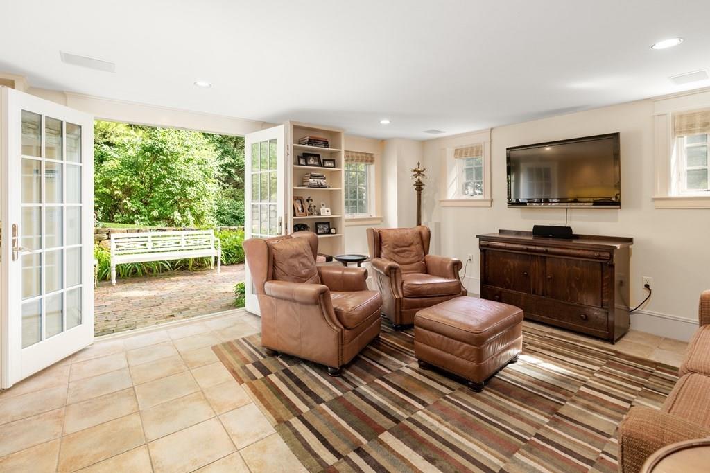 16 Valley View Road Weston, MA 02493 - Photo 19 of 28