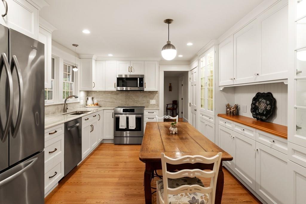 16 Valley View Road Weston, MA 02493 - Photo 5 of 28