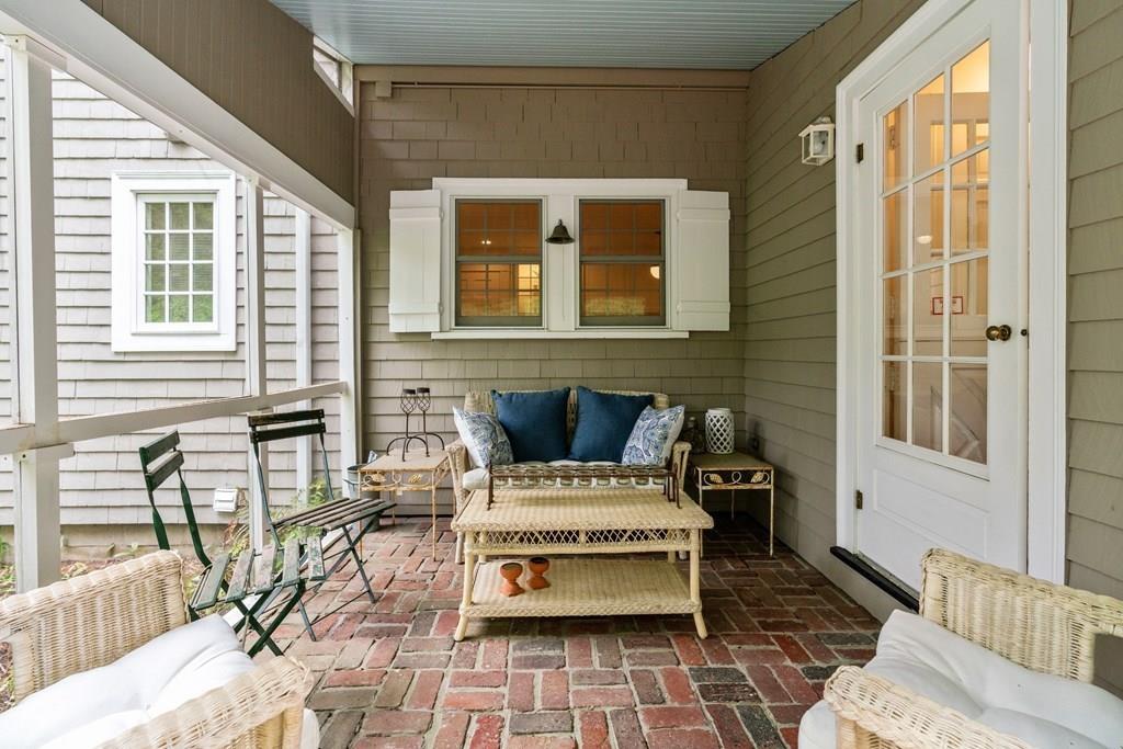 16 Valley View Road Weston, MA 02493 - Photo 10 of 28