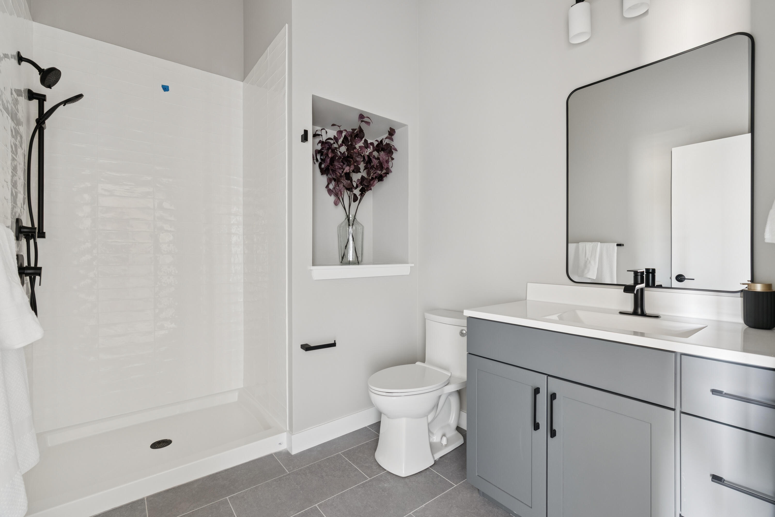 1 Cross Street, Unit 101 Scarborough, ME 04074 - Photo 20 of 49 DSC09432