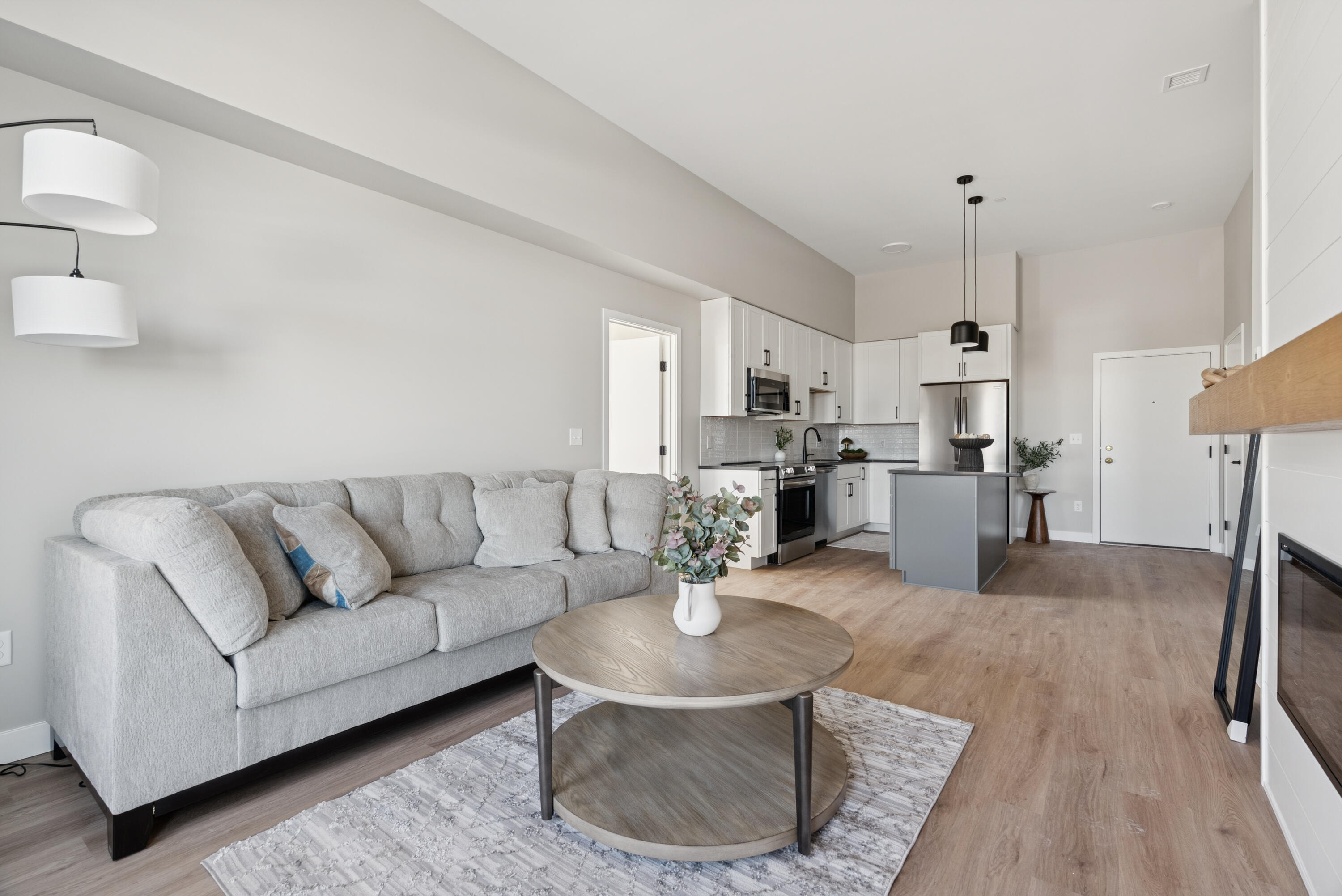 1 Cross Street, Unit 101 Scarborough, ME 04074 - Photo 4 of 49 DSC09352