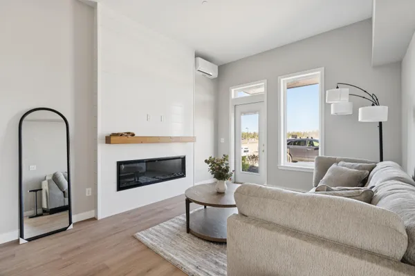 $570,000 | 1 Cross Street, Unit 101, Scarborough, ME 04074