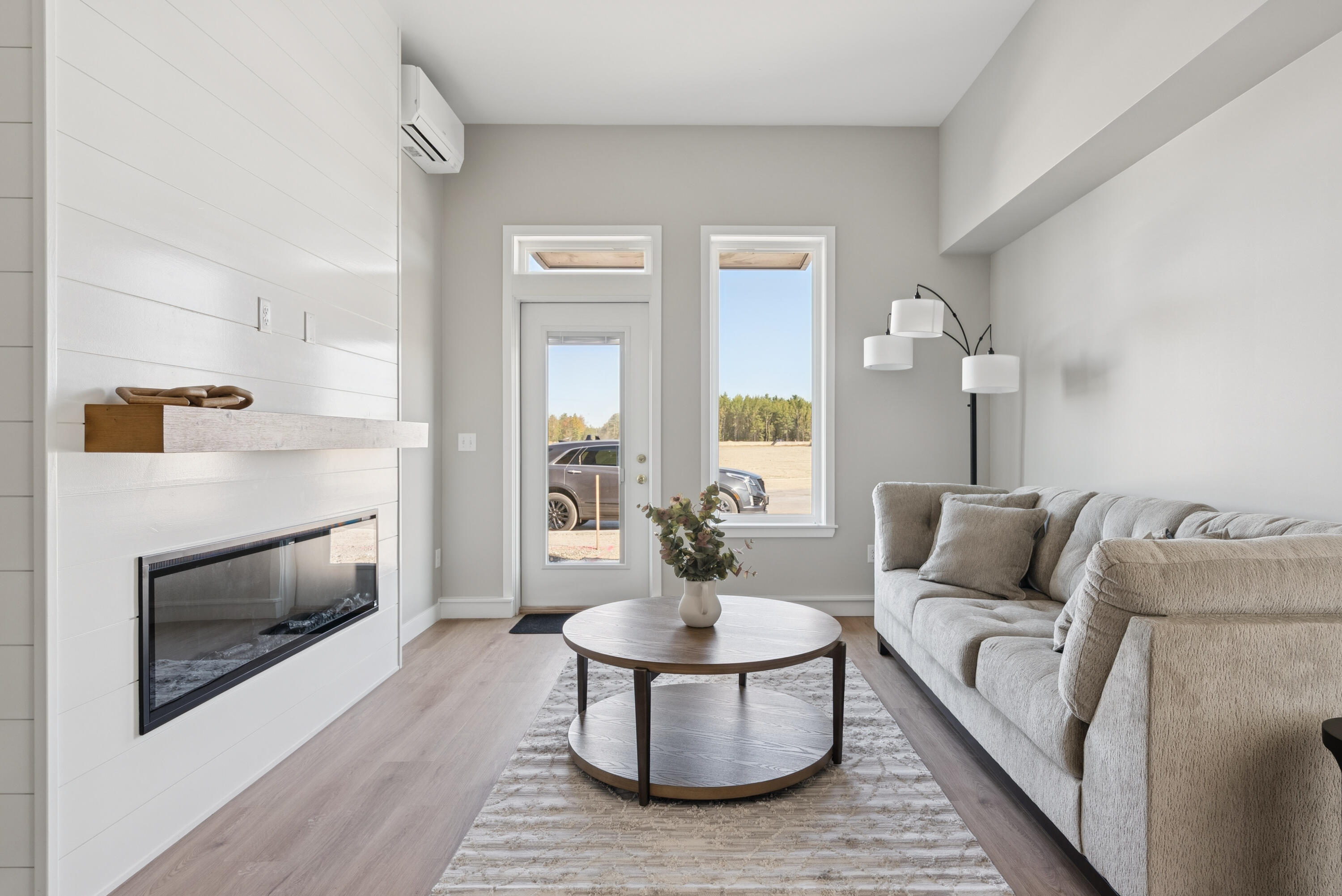 1 Cross Street, Unit 101 Scarborough, ME 04074 - Photo 7 of 49 DSC09367