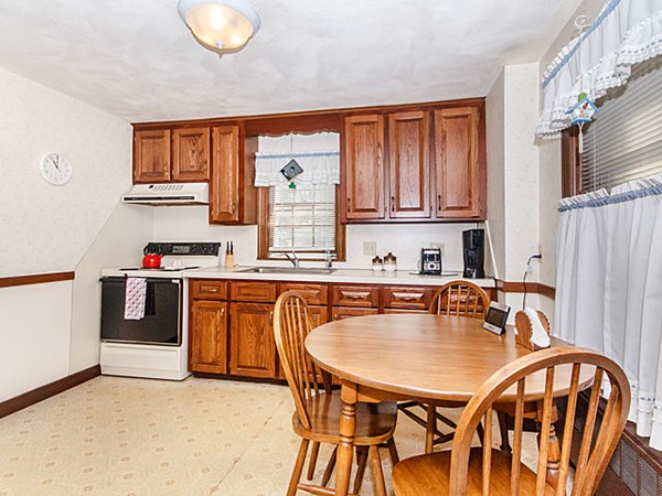 232 Cambridge Road Woburn, MA 01801 - Photo 7 of 20 Gallery Image 7