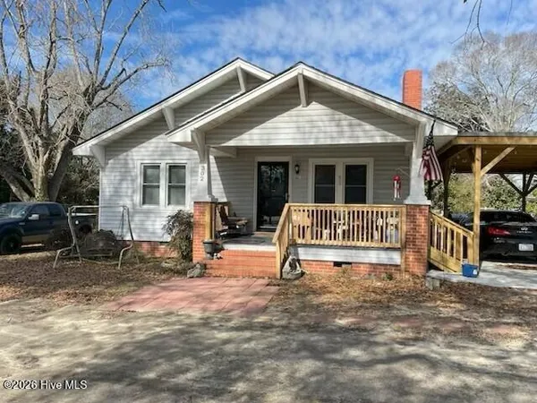 $395,000 | 302 West Wilmington Street, Burgaw, NC 28425