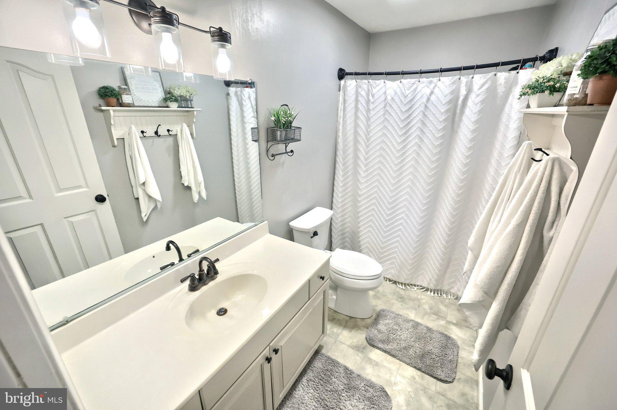 2163 Rillian Lane York, PA 17404 - Photo 45 of 62 Gallery Image 45