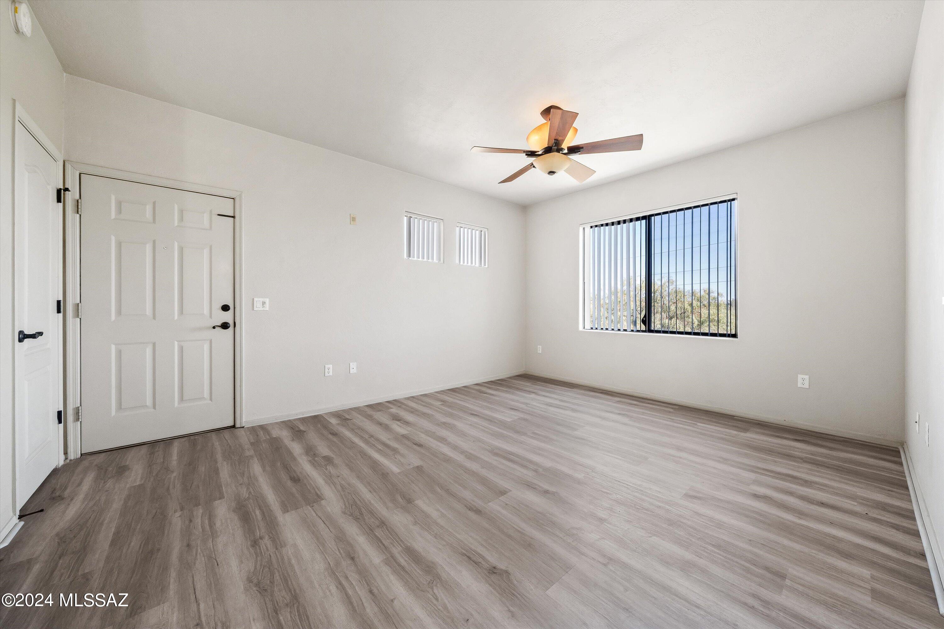 2550 East River Road, Unit 20302 Tucson, AZ 85718 - Photo 10 of 39