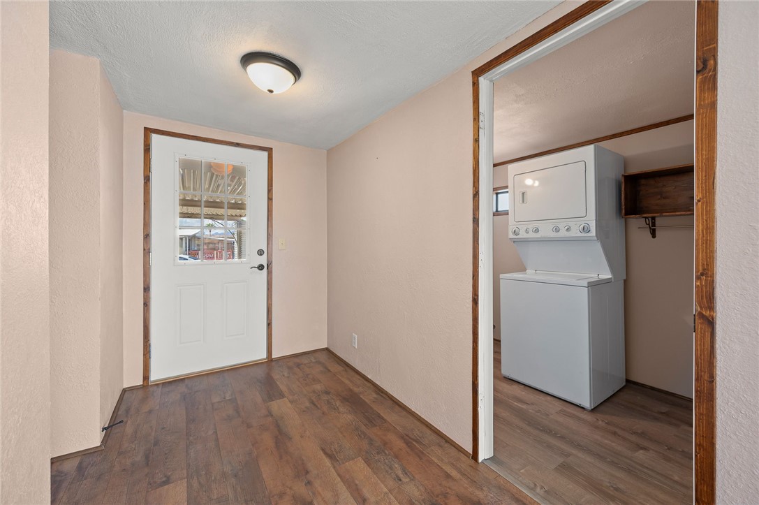2000 Ramar Road, Unit 587 Bullhead City, AZ 86442 - Photo 11 of 79 Entry with a view