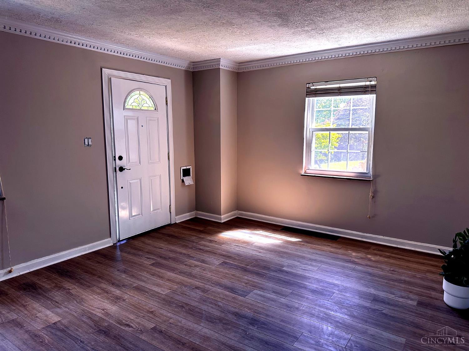 1612 Hunt Road Reading, OH 45215 - Photo 7 of 31