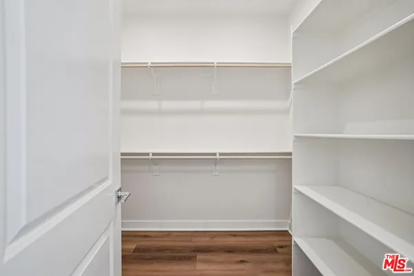 $1,004,990 | 1687 Coral Sea Lane, Los Angeles, CA 90732