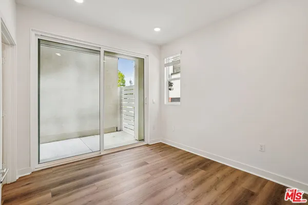 $1,004,990 | 1687 Coral Sea Lane, Los Angeles, CA 90732