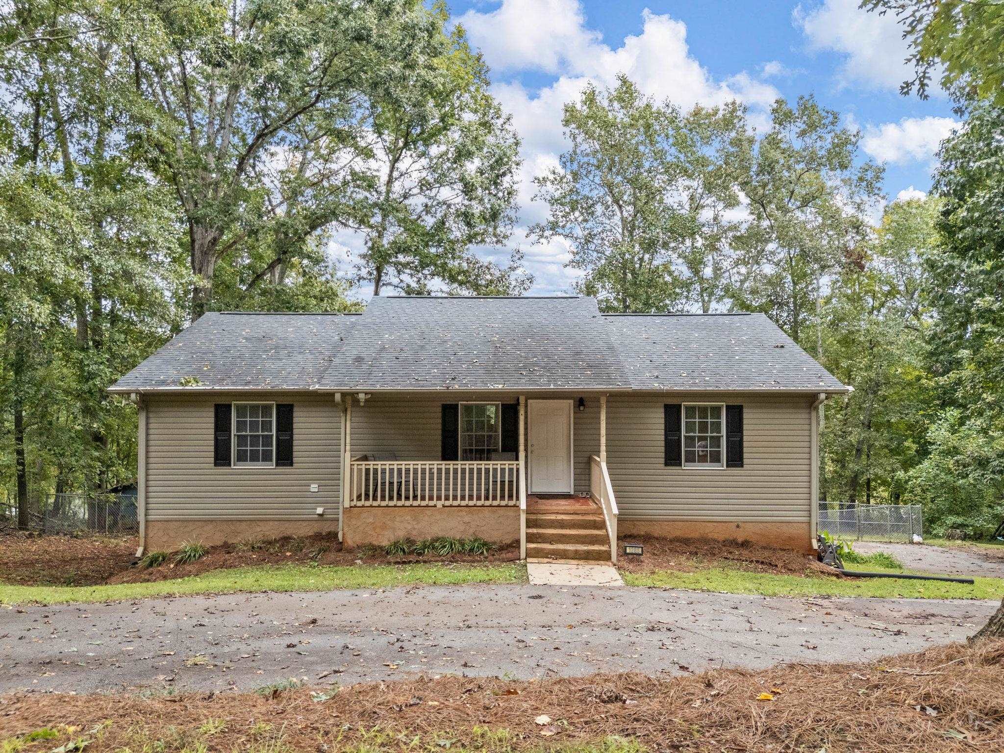 1285 River Oak Road Inman, SC 29349 - Photo 3 of 50