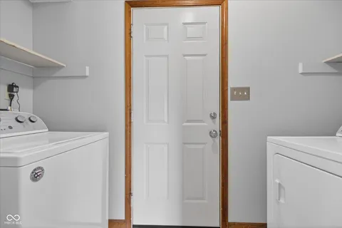 $359,900 | 12764 Charing Cross Road, Carmel, IN 46033