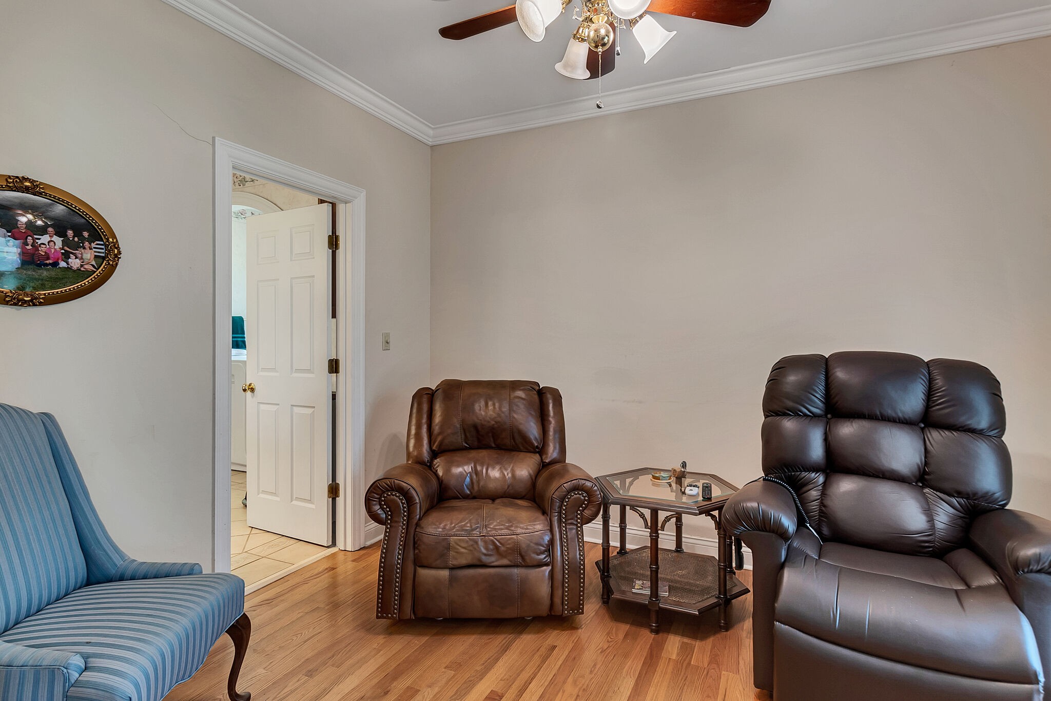3555 Coble Road Lewisburg, TN 37091 - Photo 18 of 45 a living room with furniture