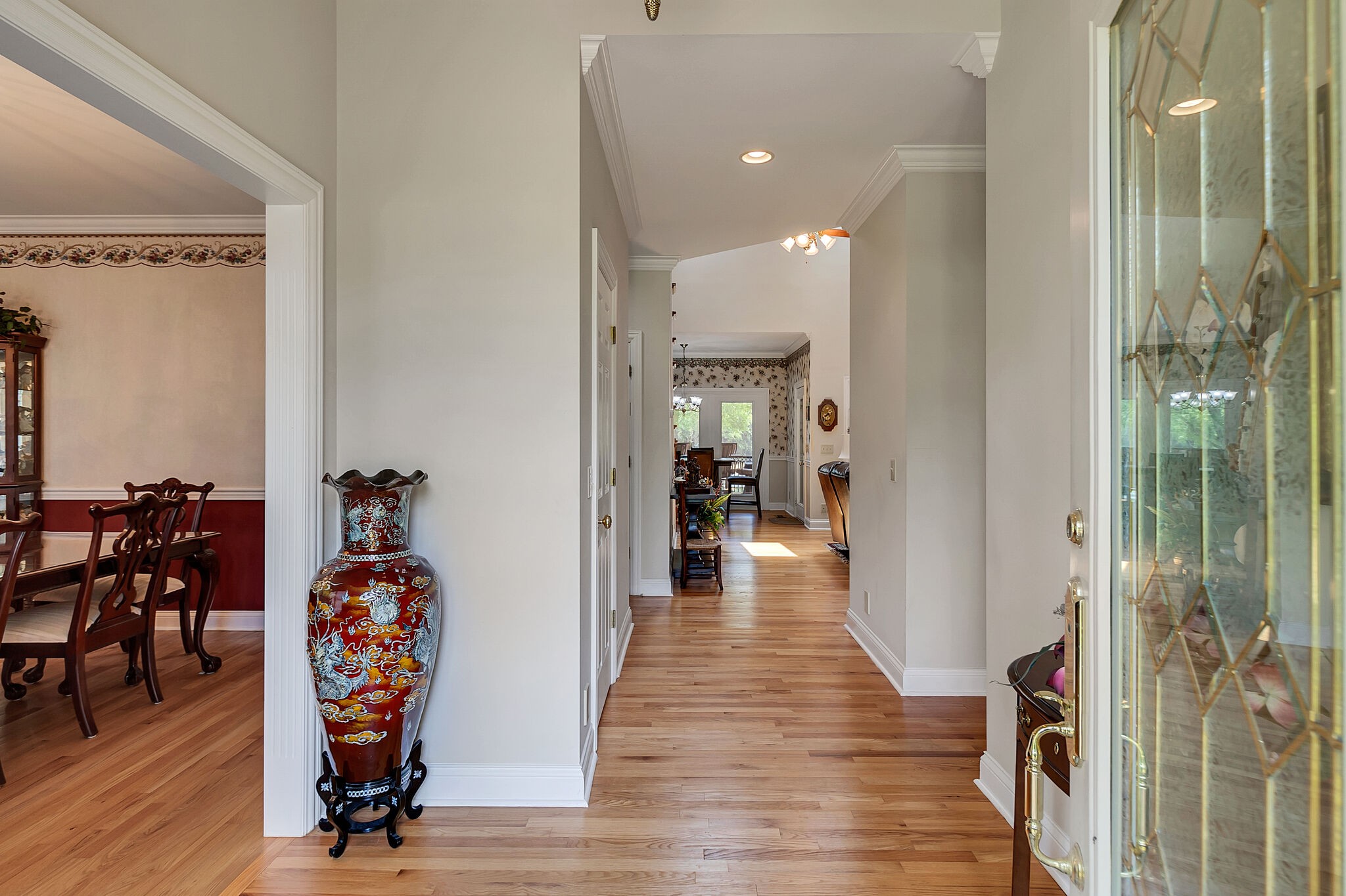 3555 Coble Road Lewisburg, TN 37091 - Photo 6 of 45 a view of a hallway with wooden floor and windows