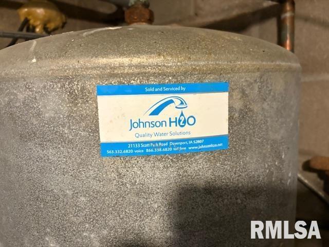 15614 63rd Street Milan, IL 61264 - Photo 23 of 25 a close up of a sink