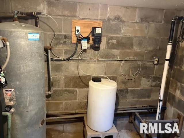 $325,000 | 15614 63rd Street, Milan, IL 61264