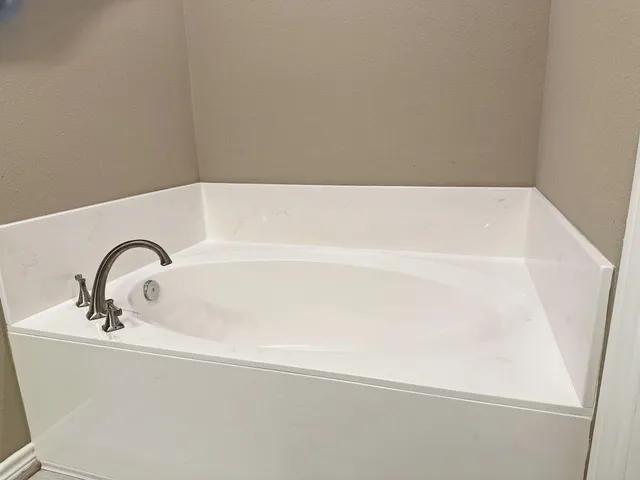 a view of a livingroom with a bench