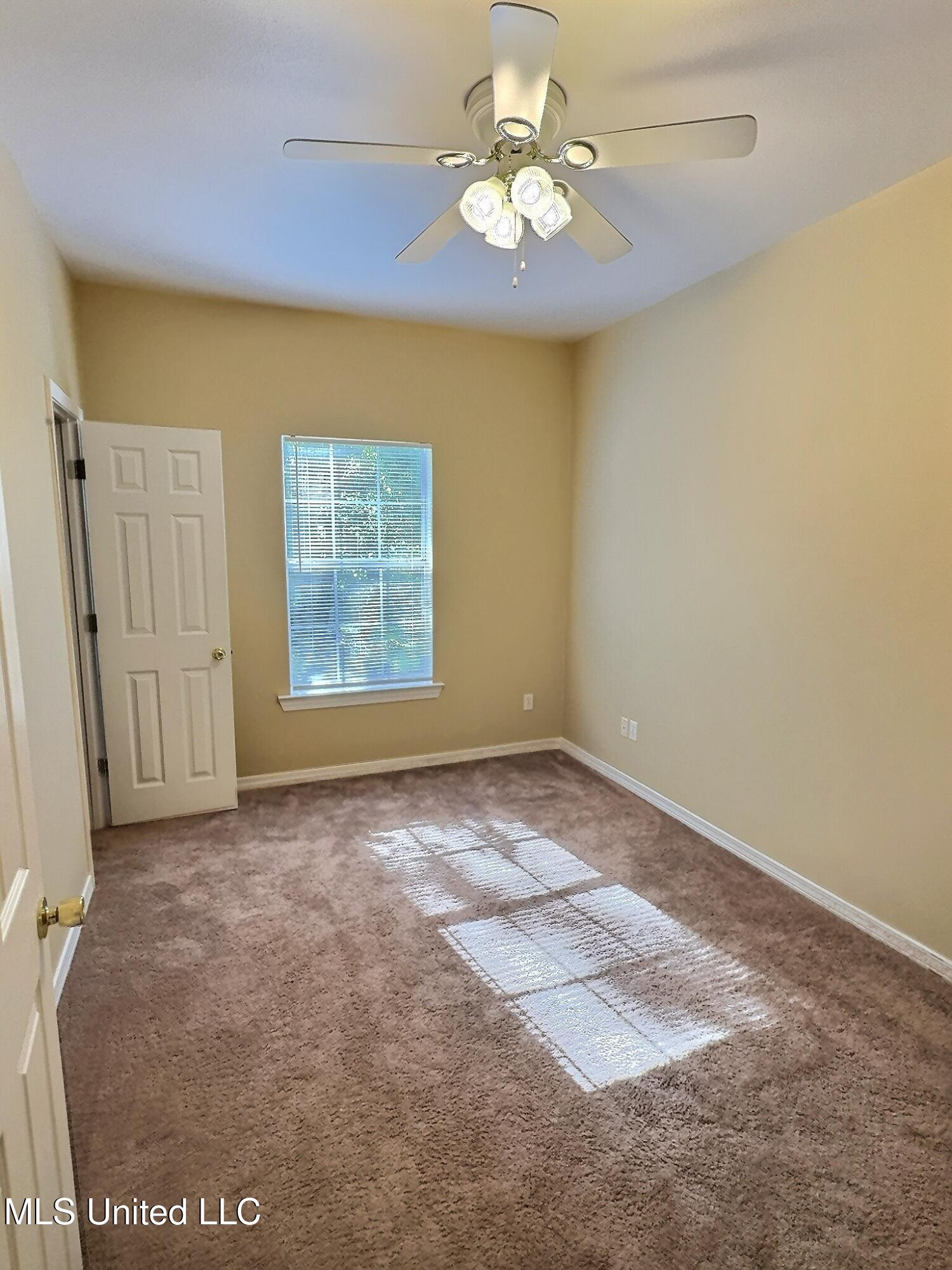 8018 Exchange Street, Unit B Gautier, MS 39553 - Photo 11 of 16 exposio_132603903