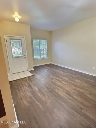 $1,050 | 8018 Exchange Street, Unit B, Gautier, MS 39553