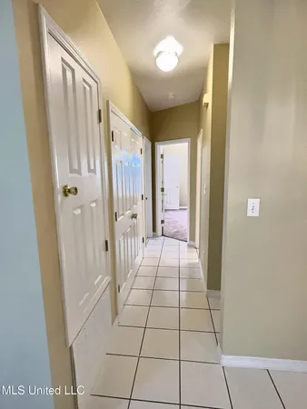 $1,050 | 8018 Exchange Street, Unit B, Gautier, MS 39553