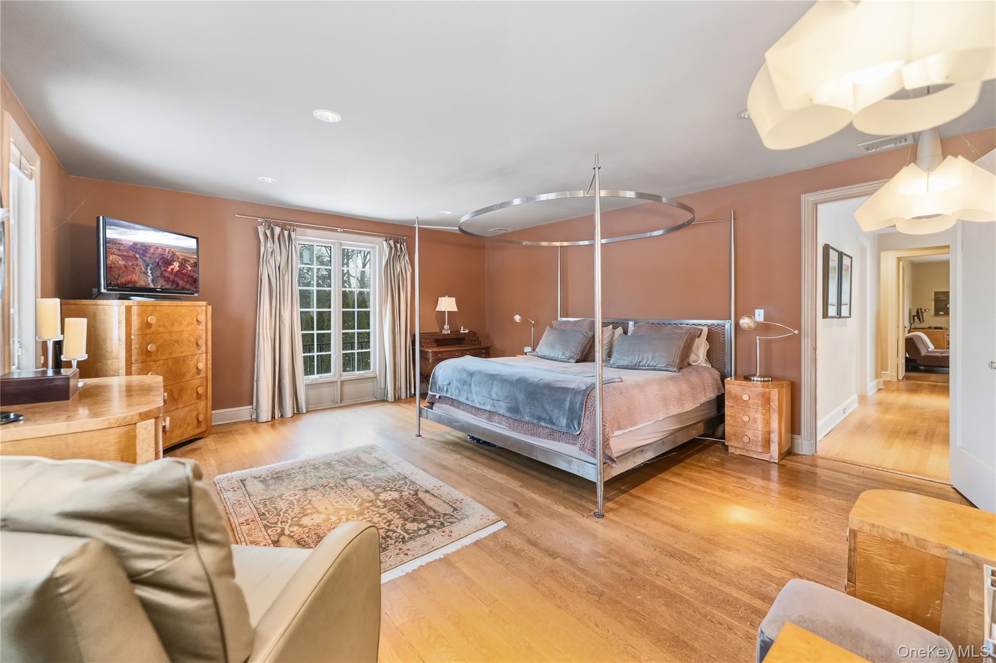 6 White Plains Road Bronxville, NY 10708 - Photo 10 of 19 Master