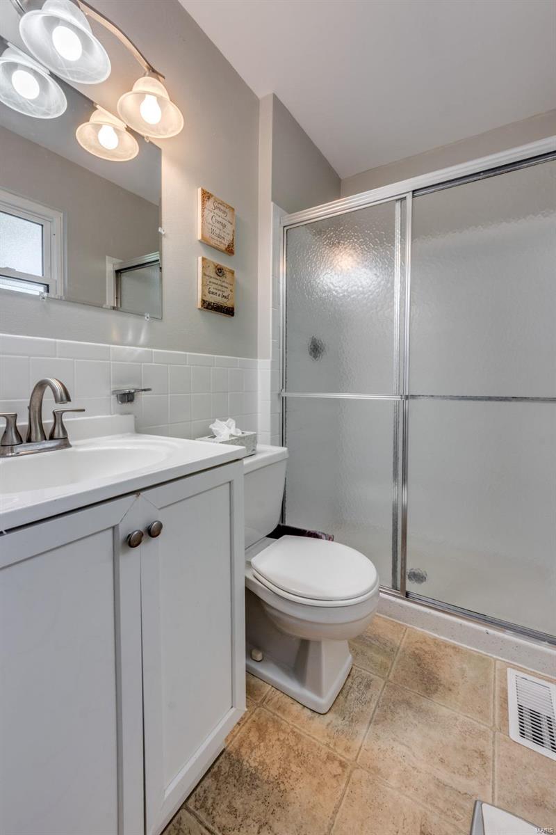 29 Soutee Drive St. Peters, MO 63376 - Photo 11 of 21