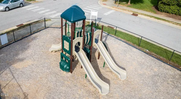 $2,698 | 100 Ginkgo Trail, Unit FORDHAM, Chapel Hill, NC 27516