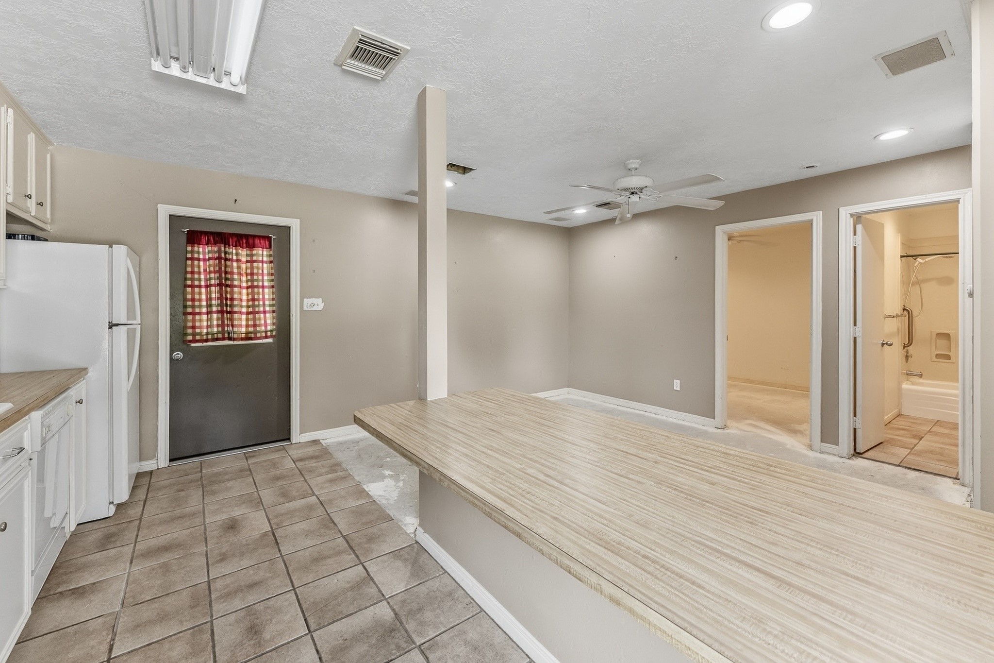 1726 Interstate 45 Huntsville, TX 77320 - Photo 46 of 49