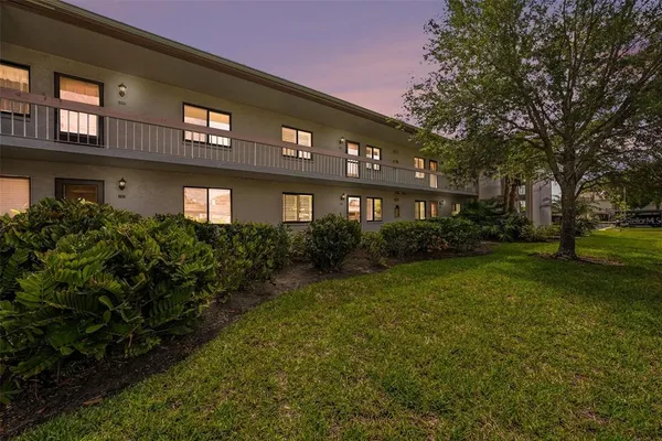$165,000 | 172 Lakeview Way, Unit 172, Oldsmar, FL 34677